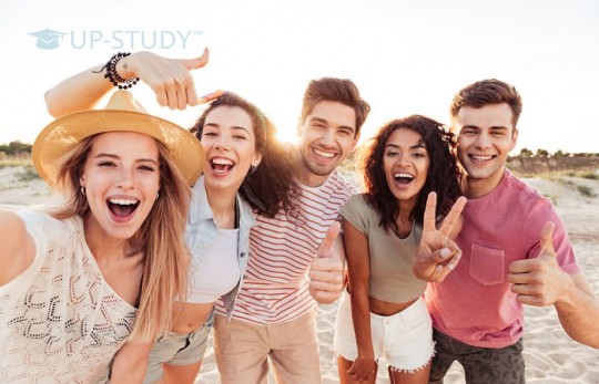 Робота на канікули для студента за кордоном — як поєднати відпочинок та заробіток?