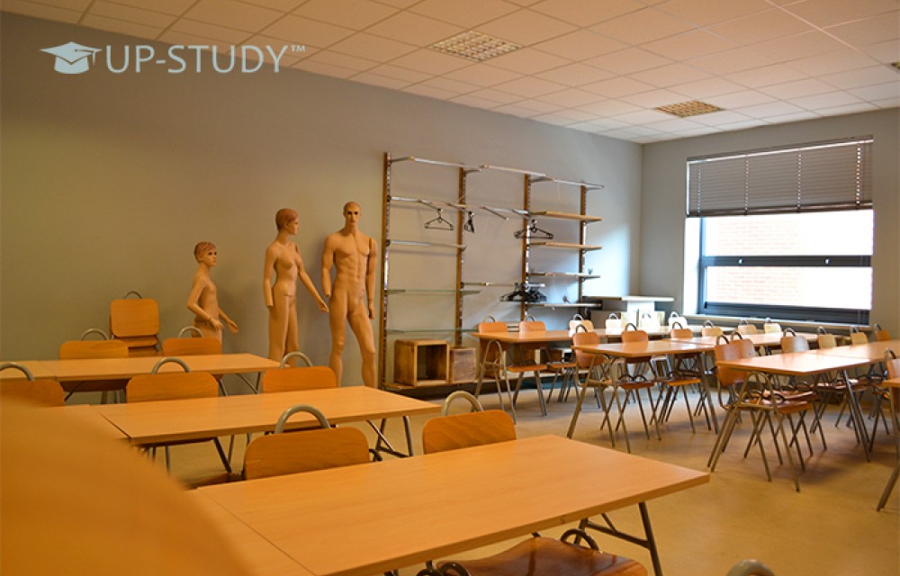 Фото №15: Університет Гуманітарних Наук і Психології | Центр польської освіти | UP-STUDY