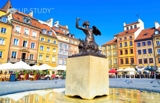 Магістратура в Варшаві. Якою мовою навчатися?