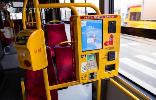 Польські квиткові автомати з українським меню?