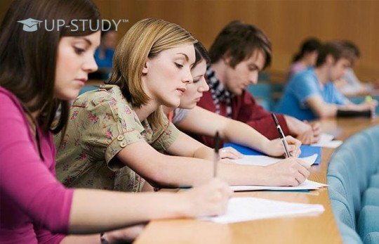 Заочна чи денна освіта в Польщі? Всі плюси і мінуси