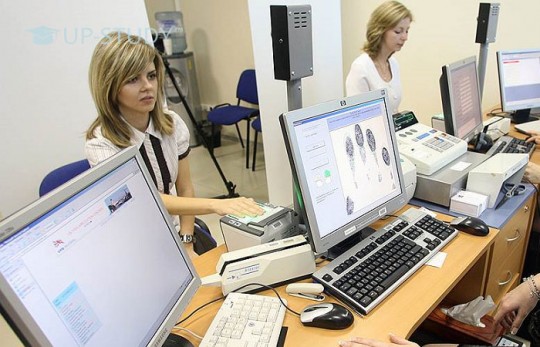 Візовий центр Польщі в Києві. Як записатися?