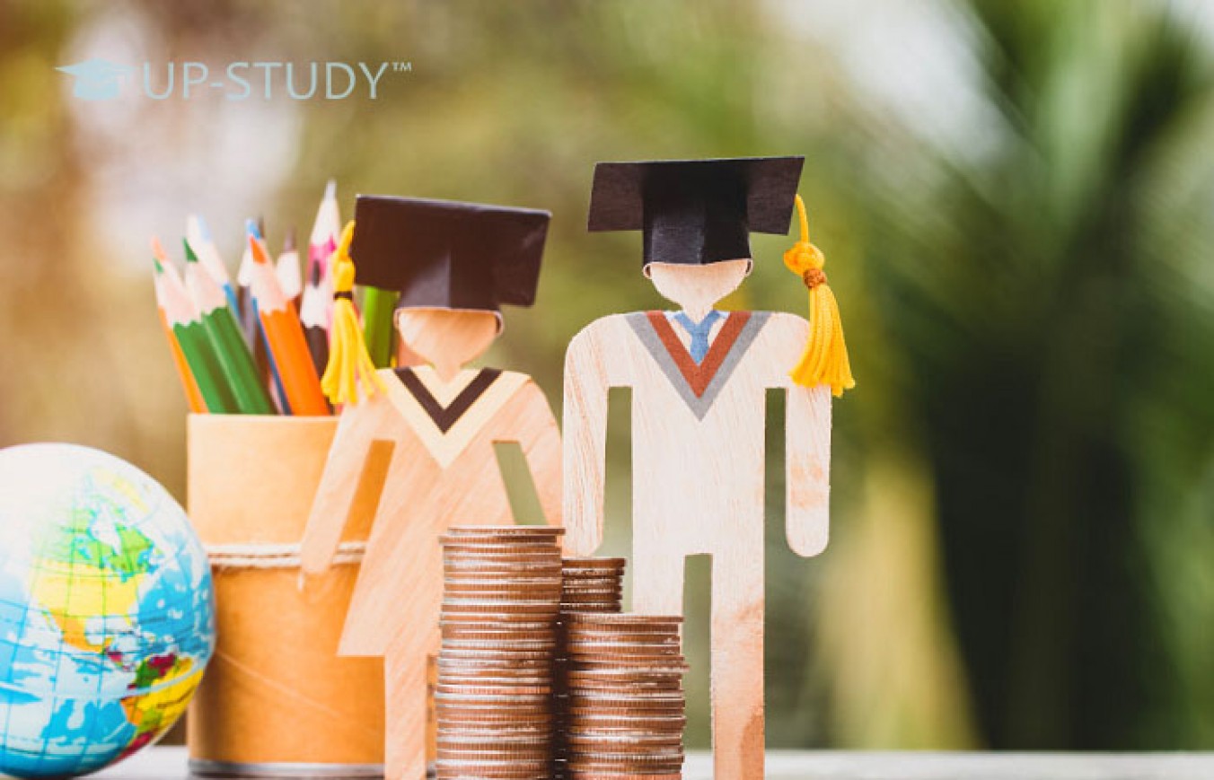 Student fees. Стипендии Польши картинки. Стипендия в Польше. Study up. Money study.