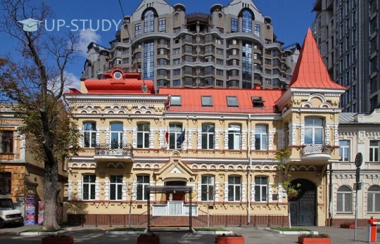 Студентська віза в Польщу. Як відкрити? Де відкрити? Ціна?