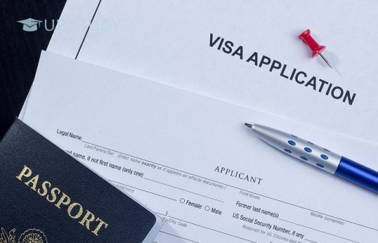 Як відкрити студентську візу в Польщу?