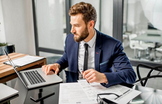 Бухгалтер — робота, заробіток, коло обов'язків. Як стати бухгалтером?