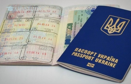 Безвізовий режим і навчання в Польщі. Розповідає експерт UP-STUDY