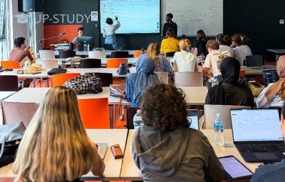 Фото №4: Технико-Художественная Академия прикладных наук в Варшаве | Центр польского образования | UP-STUDY