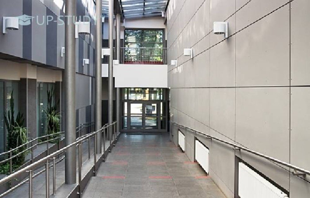 Фото №4: Университет Нижней Силезии | Центр польского образования | UP-STUDY