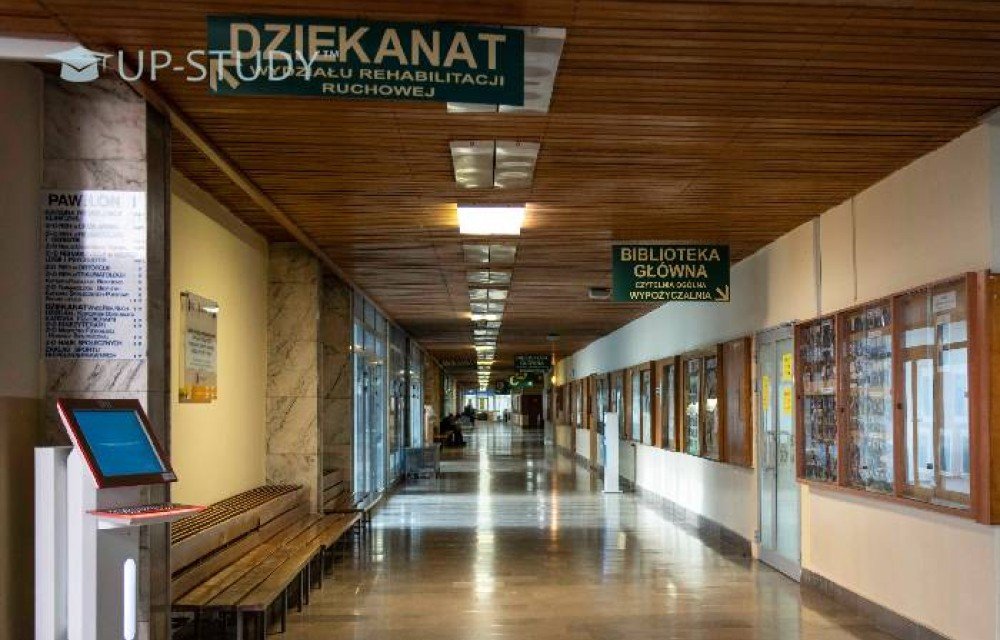 Фото №4: Академия физического воспитания им. Бронислава Чеха в Кракове | Центр польского образования | UP-STUDY