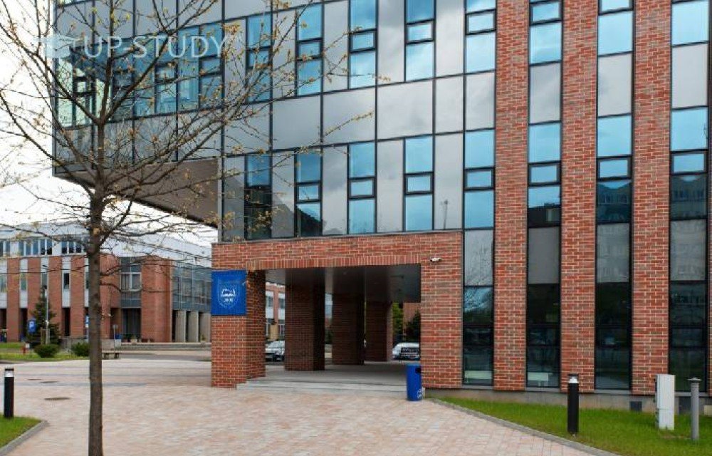 Фото №1: Университет Анджея Фрыча Моджевского в Кракове | Центр польского образования | UP-STUDY