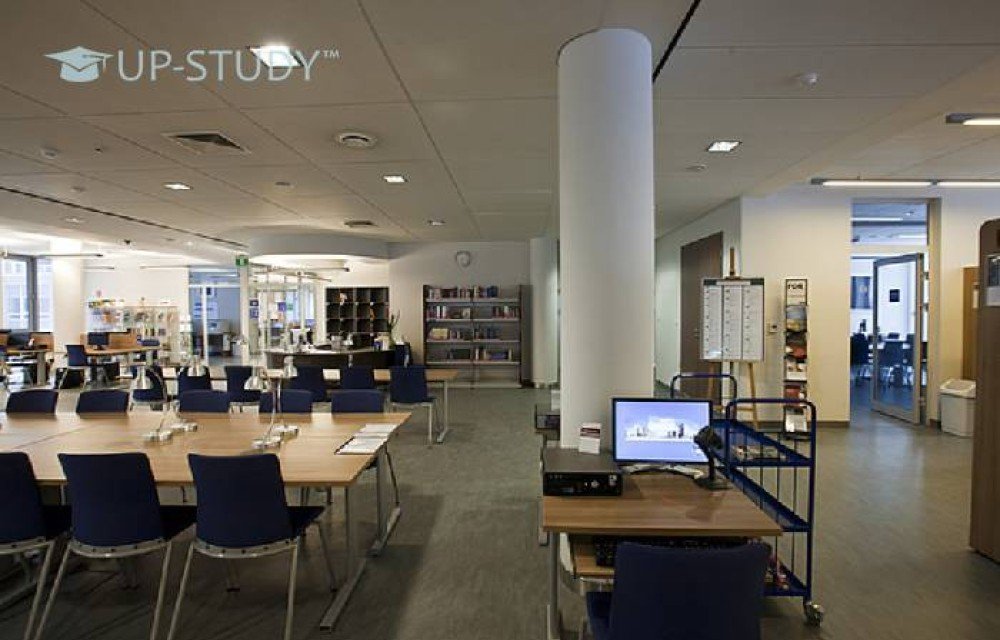 Фото №8: Университет Анджея Фрыча Моджевского в Кракове | Центр польского образования | UP-STUDY