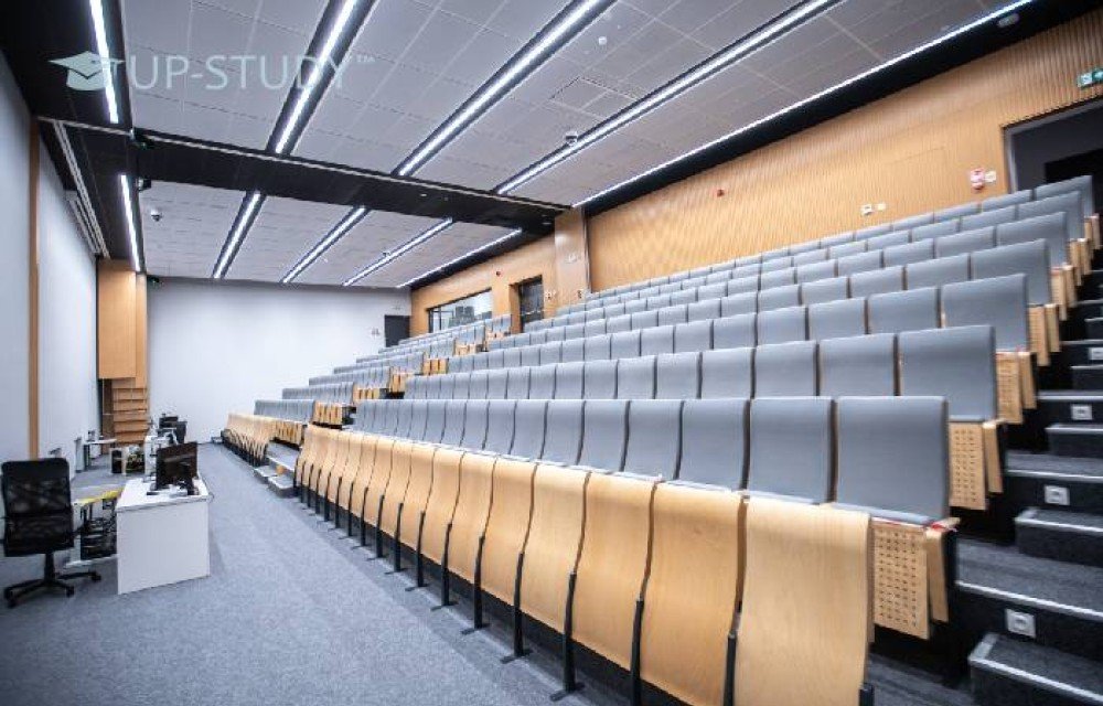 Фото №9: Університет Марії Кюрі-Склодовської | Центр польської освіти | UP-STUDY