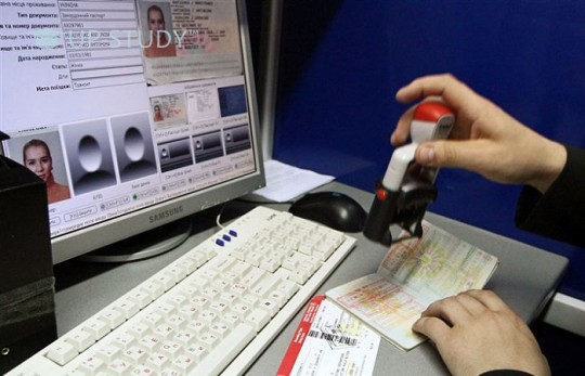 Без візи в Європу. Які документи необхідні?