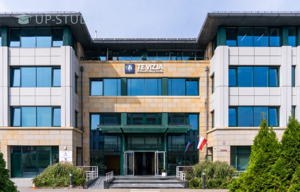 Фото №1: Университет VIZJA | Центр польского образования | UP-STUDY