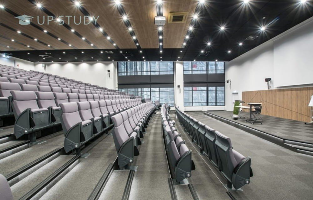 Фото №10: Університет VIZJA | Центр польської освіти | UP-STUDY