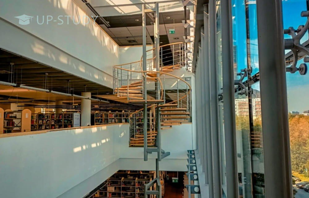 Фото №9: Економічний університет у Вроцлаві | Центр польської освіти | UP-STUDY