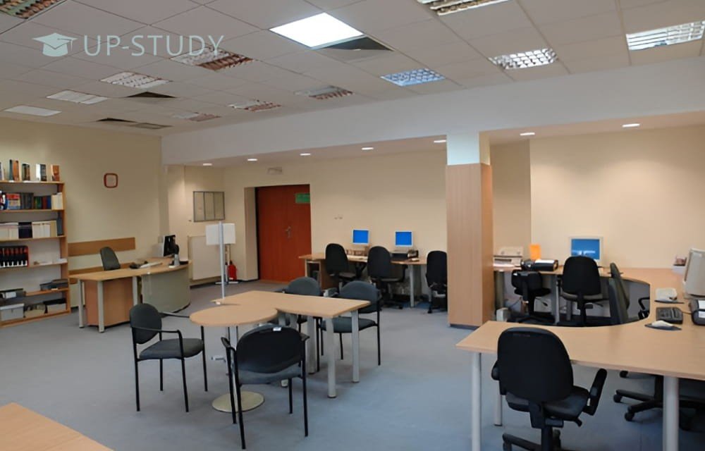 Фото №8: Академия физического воспитания им. Бронислава Чеха в Кракове | Центр польского образования | UP-STUDY