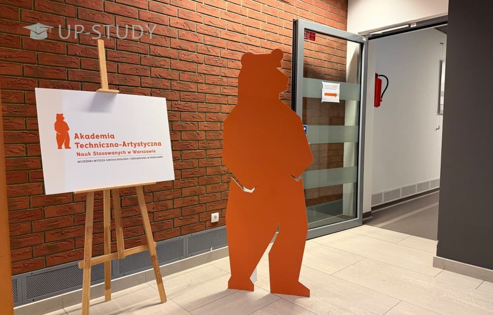Фото №3: Варшавська Технічно Артистична Академія | Центр польської освіти | UP-STUDY