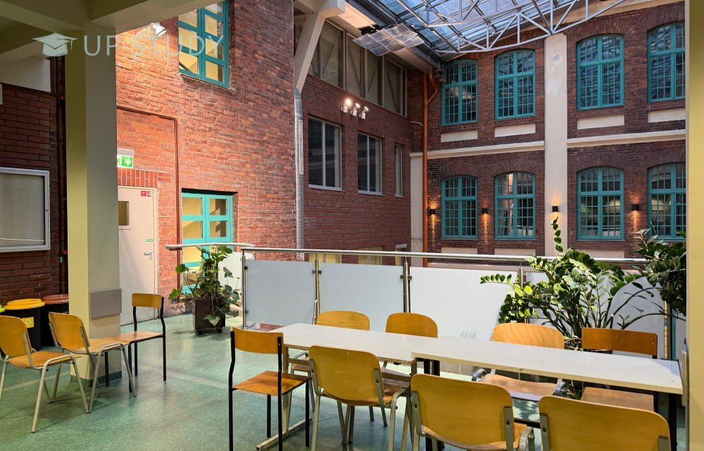 Фото №20: Варшавська Технічно Артистична Академія | Центр польської освіти | UP-STUDY