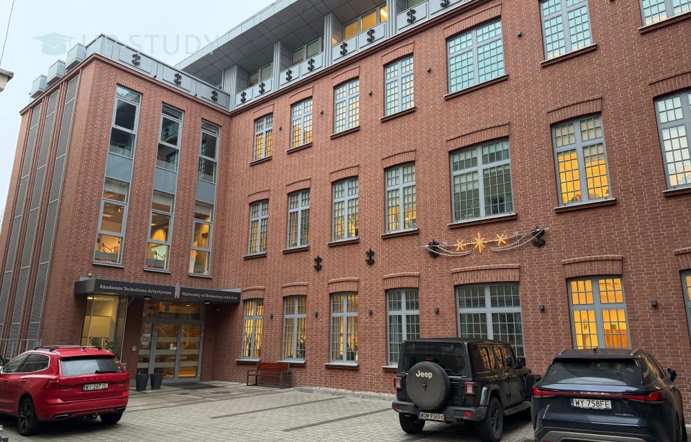 Фото №23: Варшавська Технічно-Артистична Академія | Центр польської освіти | UP-STUDY