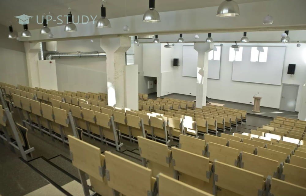 Фото №9: Університет SWPS у Вроцлаві | Центр польської освіти | UP-STUDY