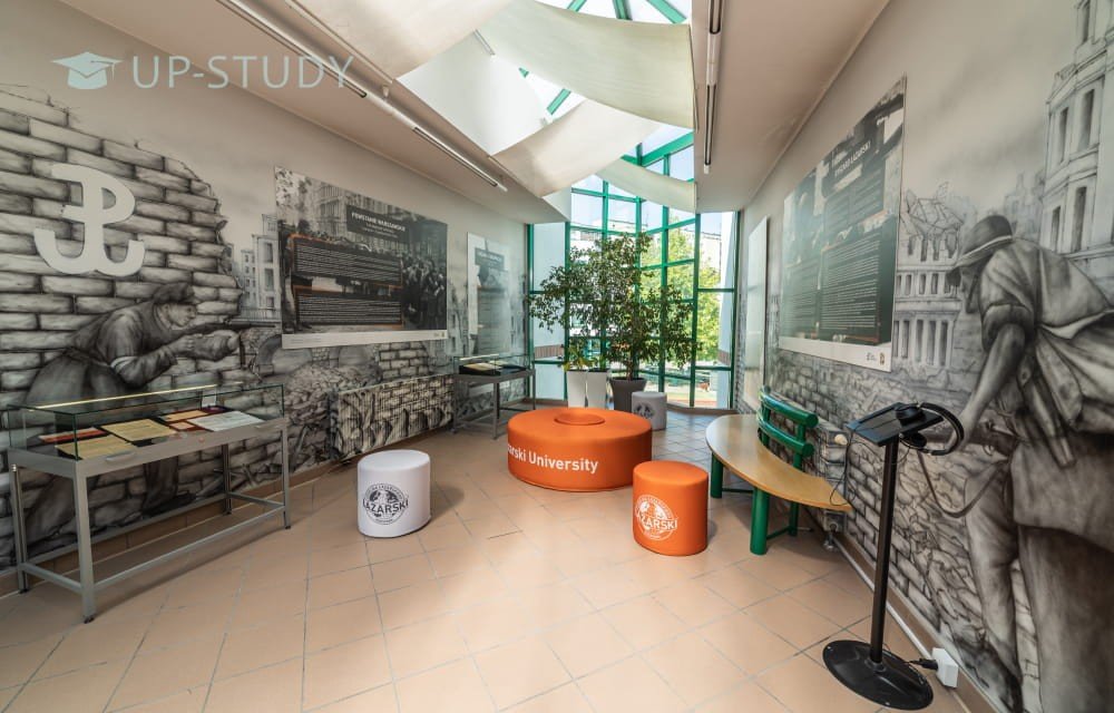 Фото №3: Університет імені Ришарда Лазарського | Центр польської освіти | UP-STUDY