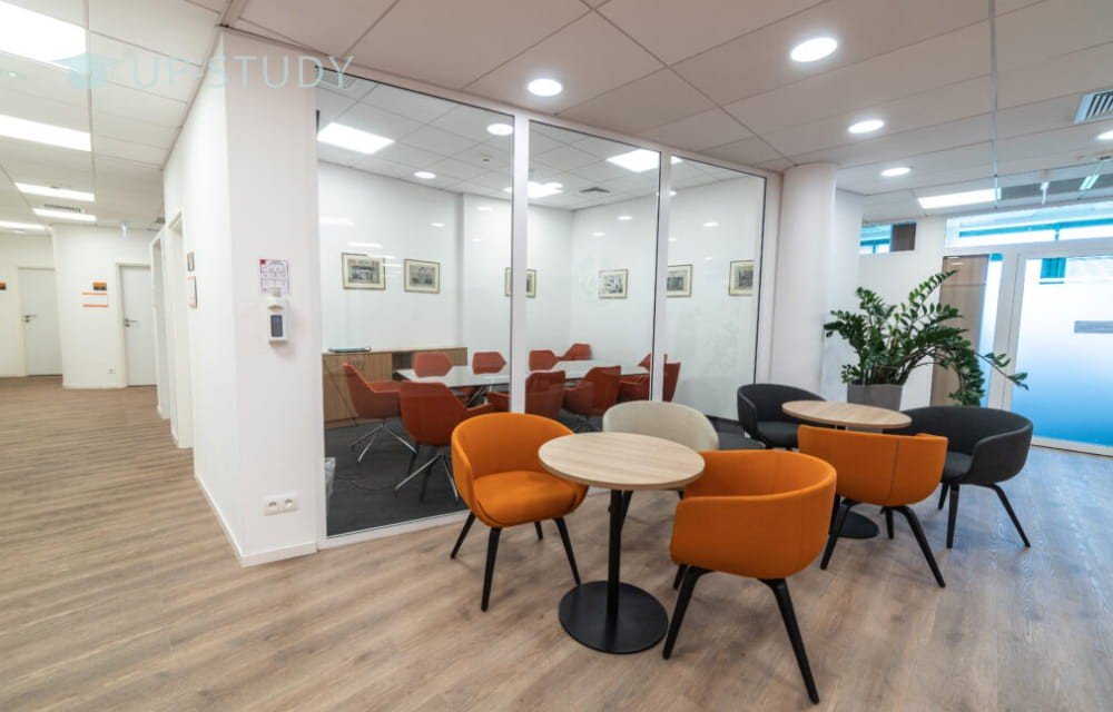 Фото №9: Університет імені Ришарда Лазарського | Центр польської освіти | UP-STUDY