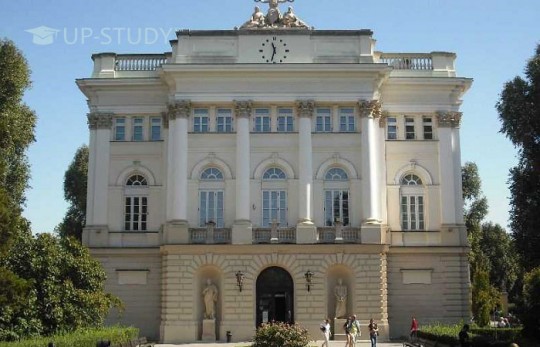 Специфіка поділу освітніх установ в Польщі